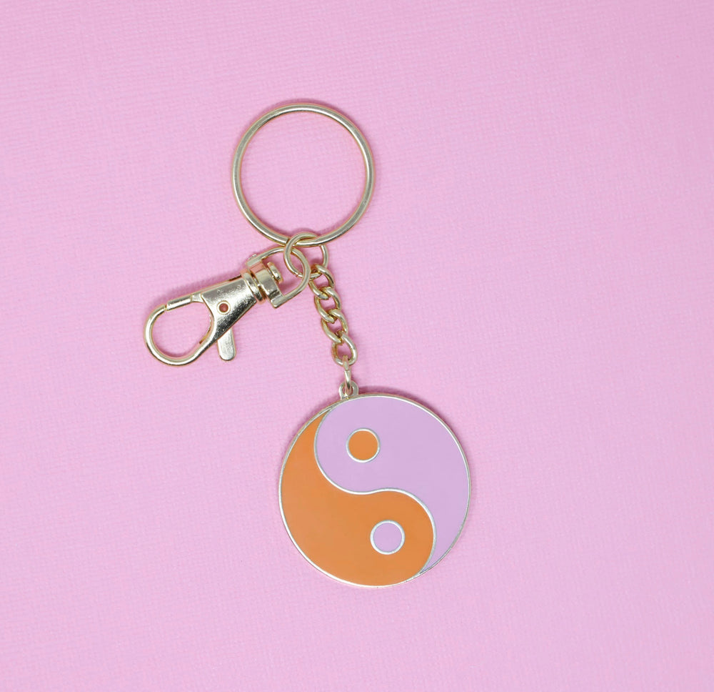 
            
                Load image into Gallery viewer, Yin Yang Keychain
            
        