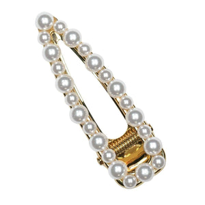 
            
                Load image into Gallery viewer, KITSCH pearl barrette
            
        